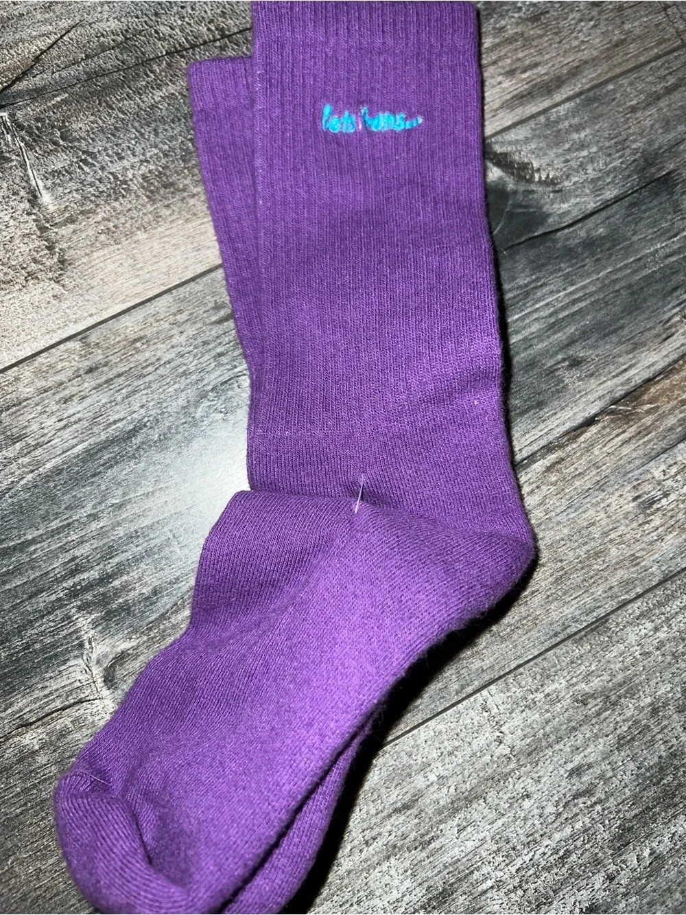 Urban Outfitters iets frans.. Purple socks